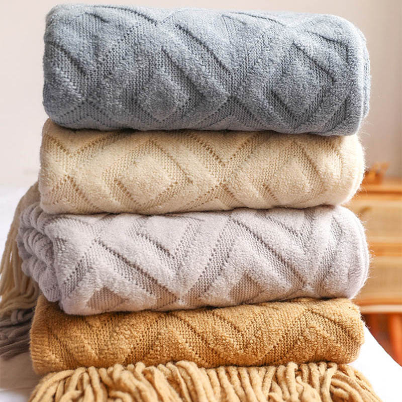 بطانية سرير على الطراز الاسكند - مراجعة Throw Blanket Chunky Knit وسعره