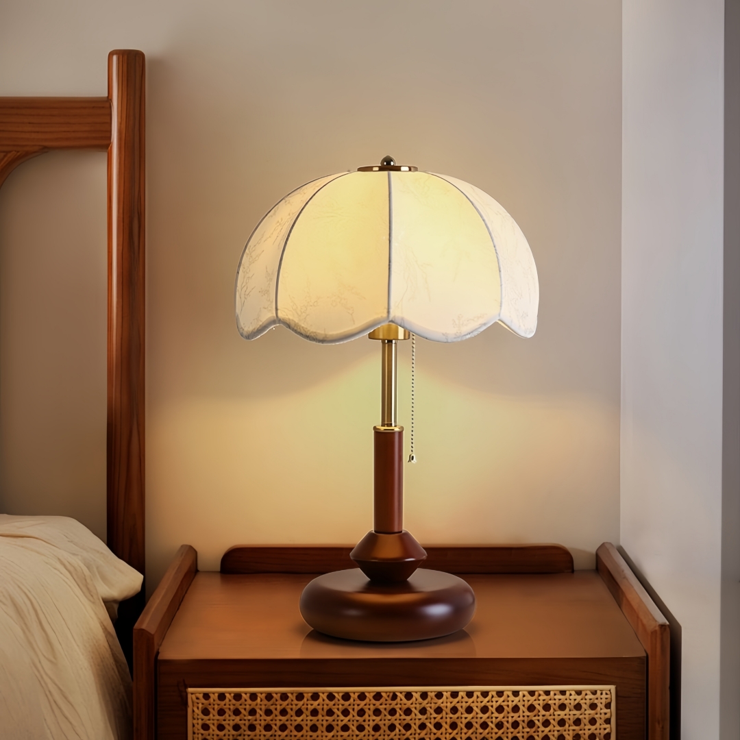 مصباح طاولة قبة مزخرفة بتصميم  - مراجعة Textiles For Home وسعره